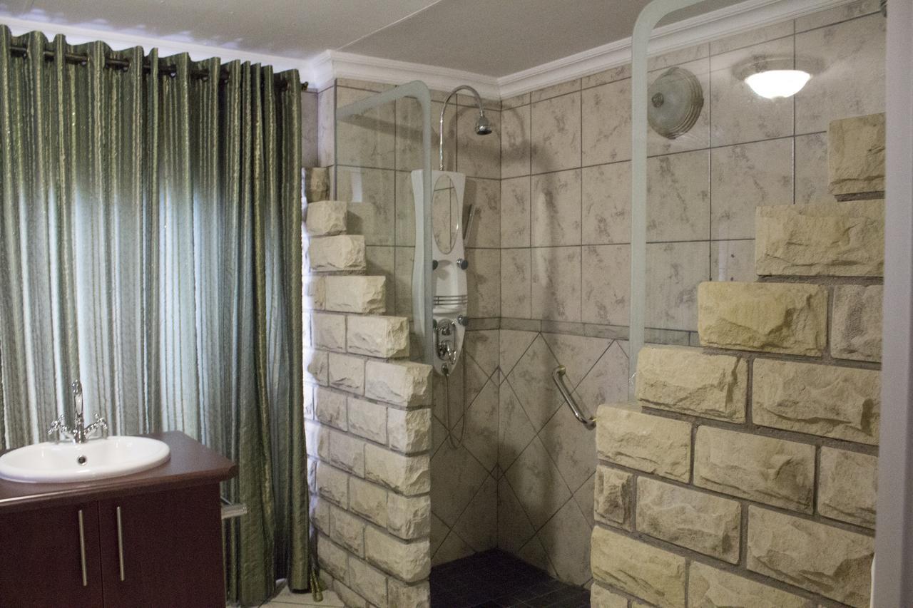 Imperani Guesthouse Ficksburg Eksteriør billede